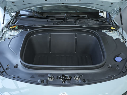 2025�� 300L �����������ǰ�