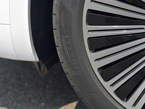 2025�� ���� Max+ ������������ 