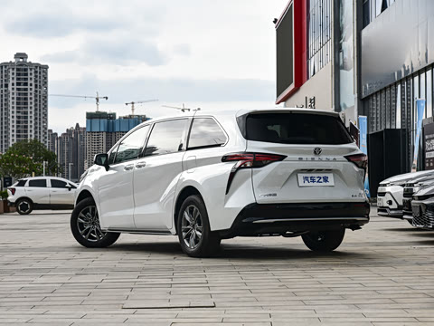 2027�� 2.5L ˫������������