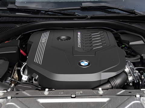 2026�� M240i xDrive