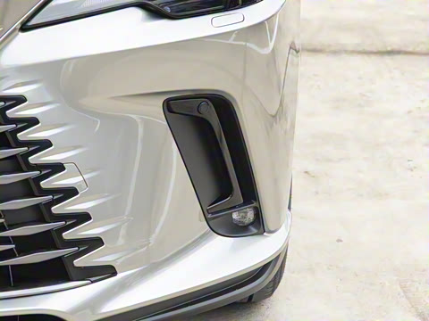 2026�� 300 ����������