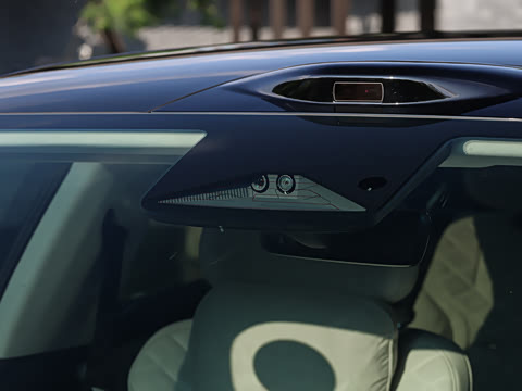 2025�� 240����Ultra