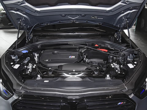 2026�� M35i
