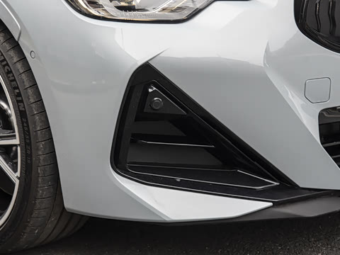 2026�� M240i xDrive