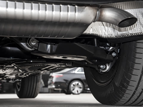 2026�� GLC 260 L 4MATIC ������