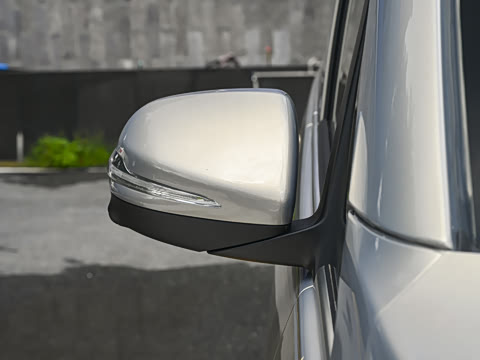 2025�� 2.0T �����