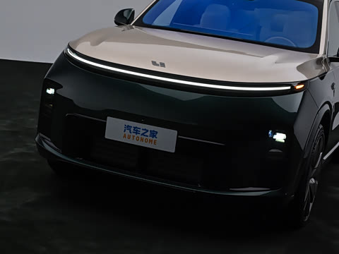 2026�� Livis
