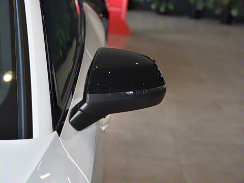 2025�� quattro 45�����ذ� 45 TFSI ������