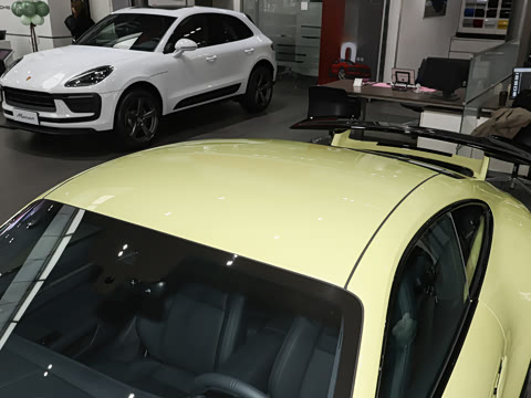 2026�� Carrera 3.0T