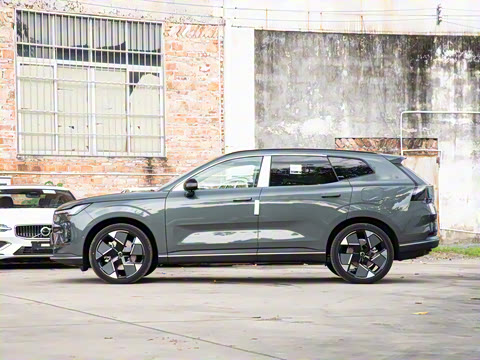 2026�� ������������Plus