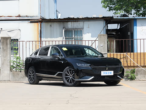 2025�� PHEV �������а�