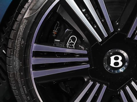 2027�� 4.0T V8 �ŶȰ�