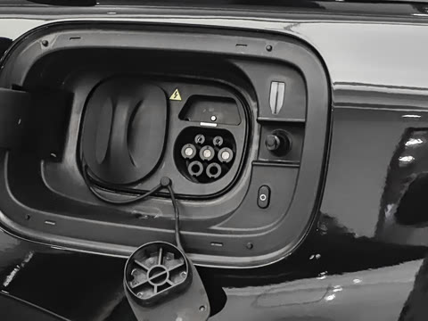 2025�� �Ŀ�  2.0T PHEV ���������� 7��
