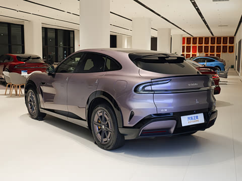 2025�� Pro��