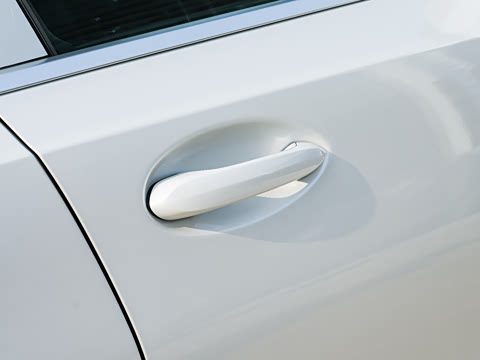 2026�� 325i M�˶���װ