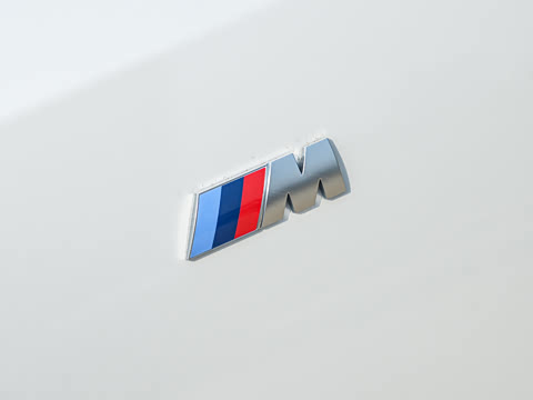 2026�� 325i M�˶���װ