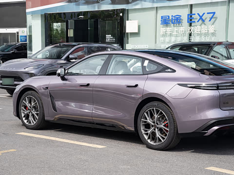 2027�� ���� 302 Max�����״��