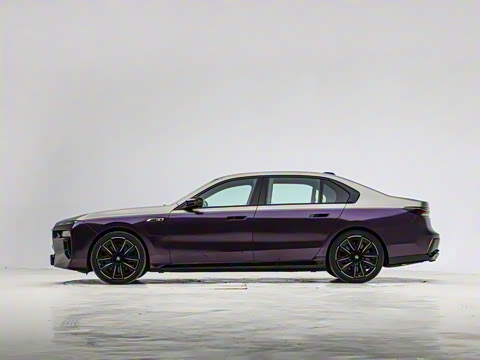 2023�� M760Le xDrive