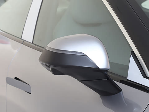 2025�� �Ŀ� 560MAX 185kW