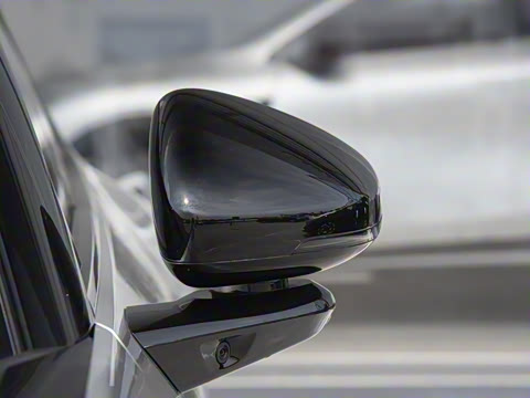 2025�� 702 ������ Ultra