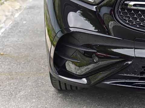 2025�� �Ŀ� GLC 300 4MATIC ����SUV