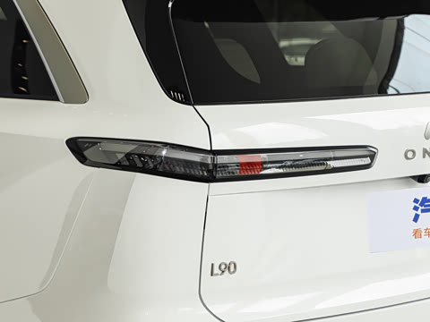 2025�� Max ������