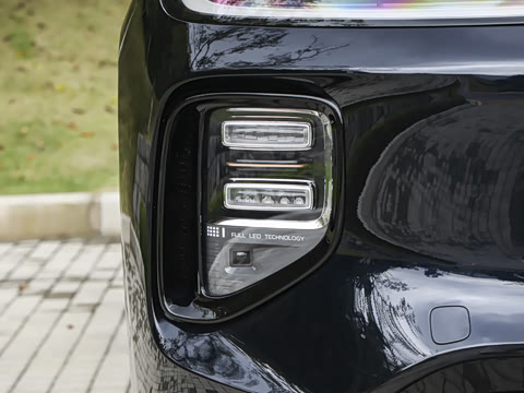 2025�� 215�����콢PLUS