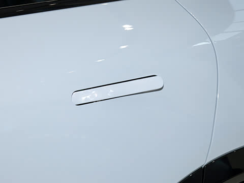 2026�� ���� 702 Max �콢��