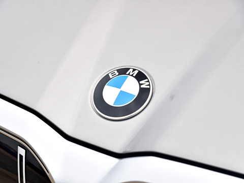 2026�� 525i M�˶���װ
