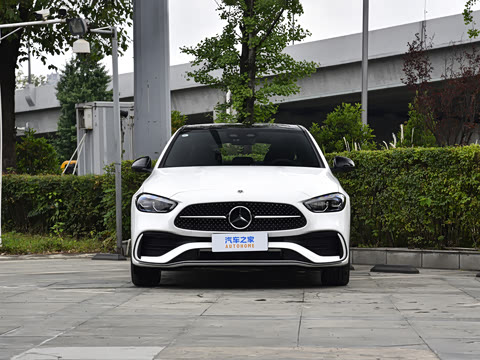 2026�� �Ŀ� C 260 L �ҹ�˶���