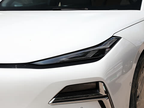 2025�� 60km EM-i ������