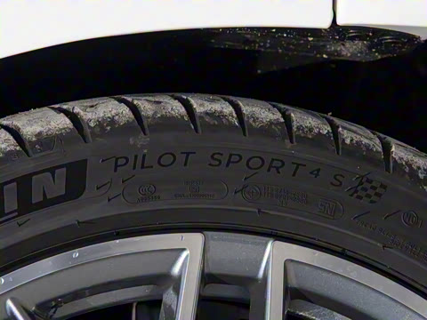 2026�� AMG C 43 4MATIC