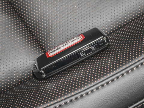 2025�� 2.0L �Զ�������