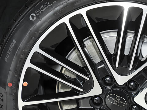 2026�� ���� Max ���� 100kWh (896�߼����״