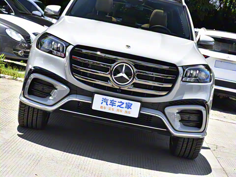 2025�� GLS 450 4MATIC ������