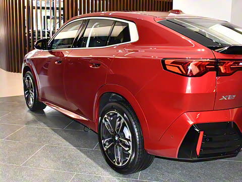 2025�� sDrive25i M�˶���װ