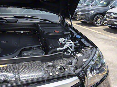 2025�� �Ŀ� GLS 450 4MATIC ʱ����