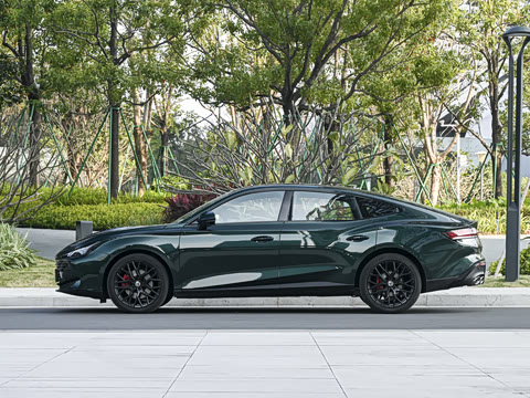 2026�� 2.0T Trophy+ �����Ǽݰ�