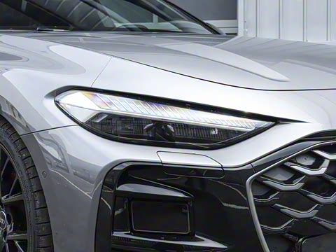 2026�� TFSI quattro 150kW �׷�������