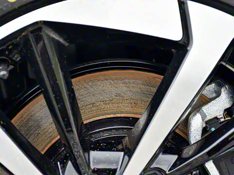 2025�� Plus 610 ������