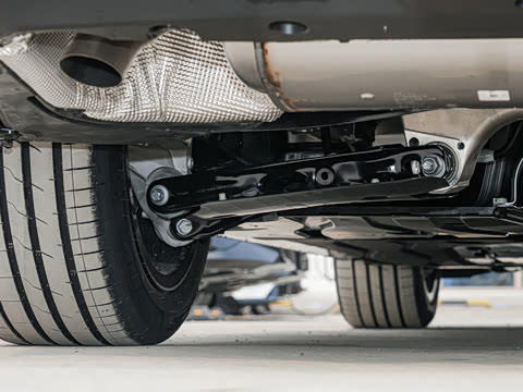 2026�� �Ŀ� 530Li ������ M�˶���װ