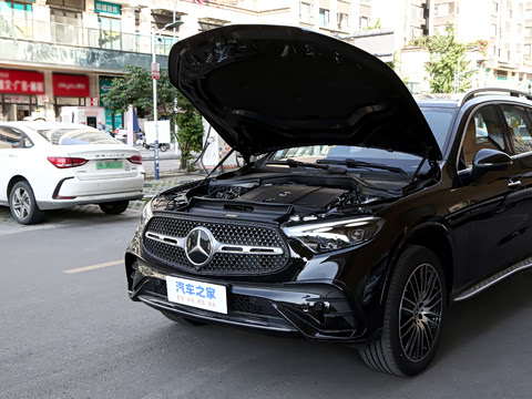 2026�� �Ŀ� GLC 300 L 4MATIC ������