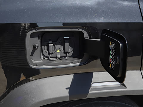2026�� PLUS 211km XWD ���� 7��