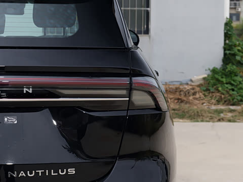 2026�� 2.0T ����������