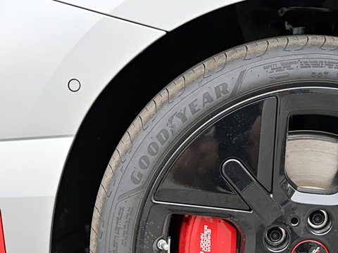 2026�� JOHN COOPER WORKS �й��ر��