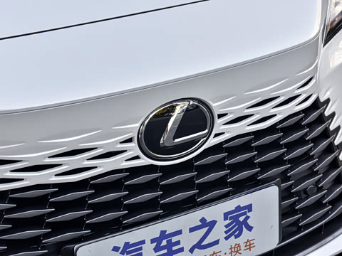 2026�� 350h ����������