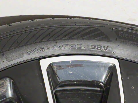 2025�� 85kWh ������