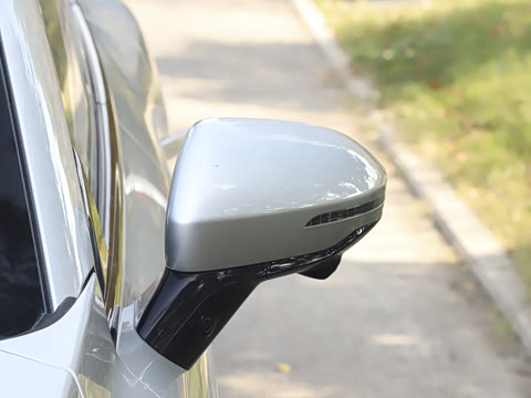 2026 007+  565 Ultra+״