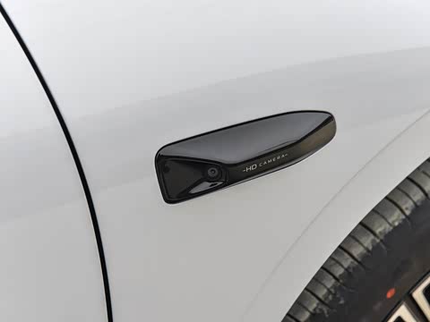 2026�� 225km EM-i Զ�����ǺӰ�