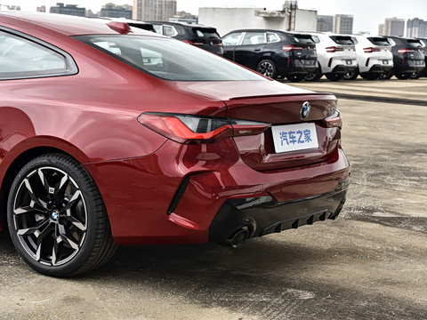 2026�� 430i M�˶���ҹ��װ